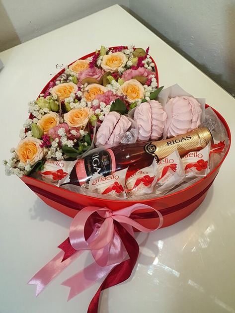 Bouquets of sweets, candies